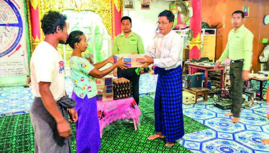 Rakhine State govt, social organizations provide aid to stormhit people Ministry Of Information